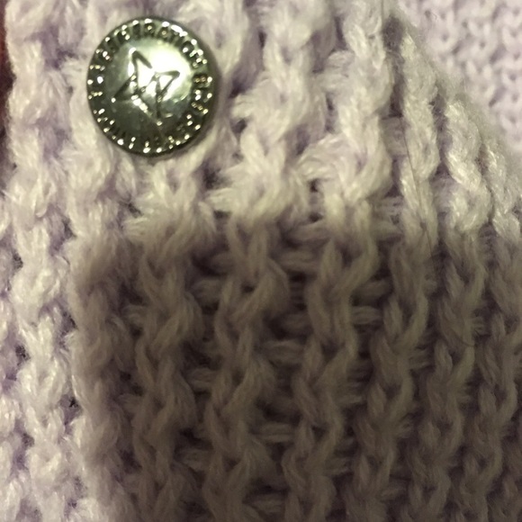 BCBGeneration Infinity Scarf WITH tags Lavender Gift Quality! - Picture 6 of 11